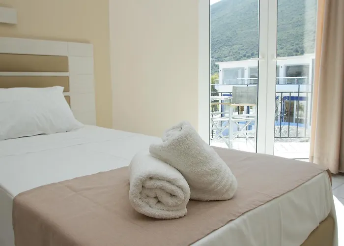 Surf Hotel 3*