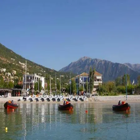 Surf 3* Vasiliki (Lefkada)